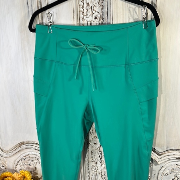 Spyder Active Wear Women's Teal Workout Pants with Side Pockets - Picture 2 of 11